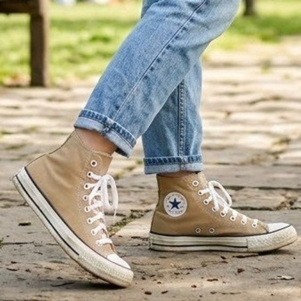 Converse Chuck Taylor All Star Madison Mid Khaki Tan Sneakers A07262F Womens 9